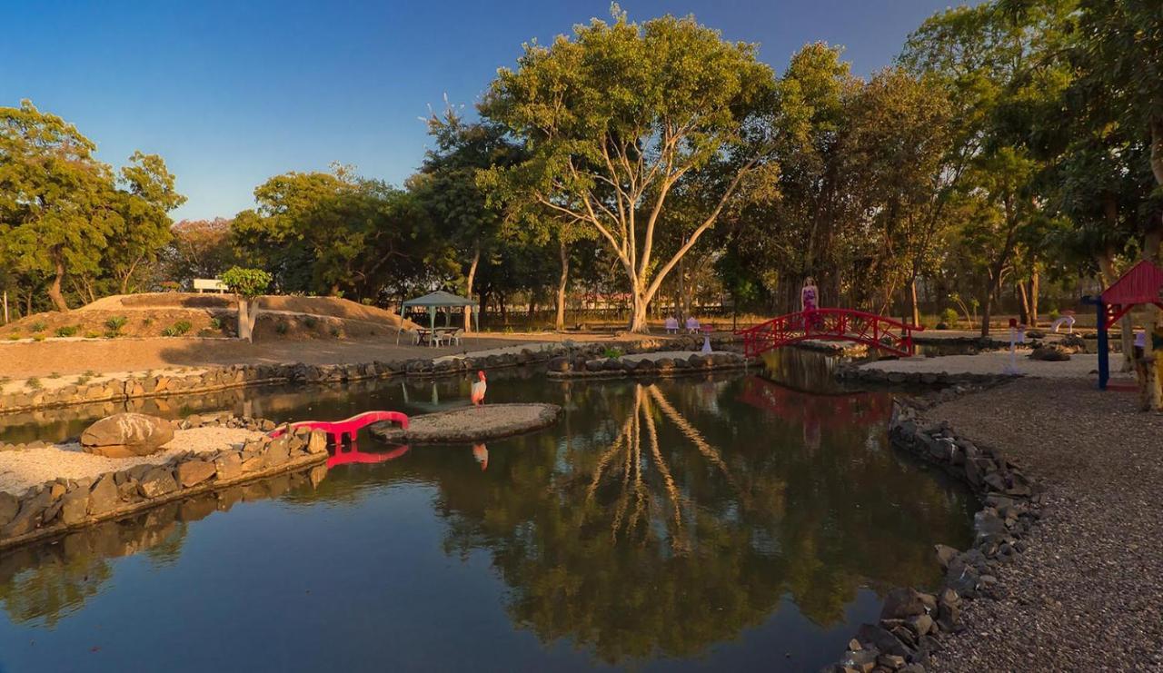 Orchard Palace Gondal Dış mekan fotoğraf